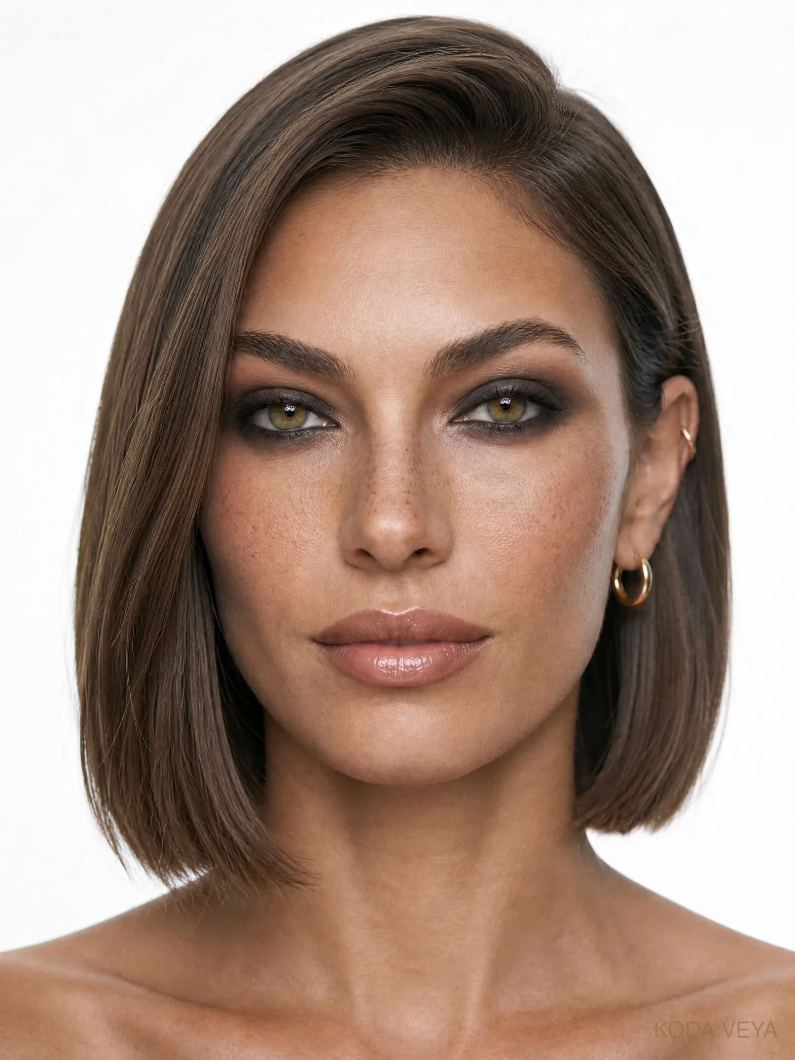 Look 06, Black × Charcoal: Koda with a classic black smoky eye softened outward with charcoal